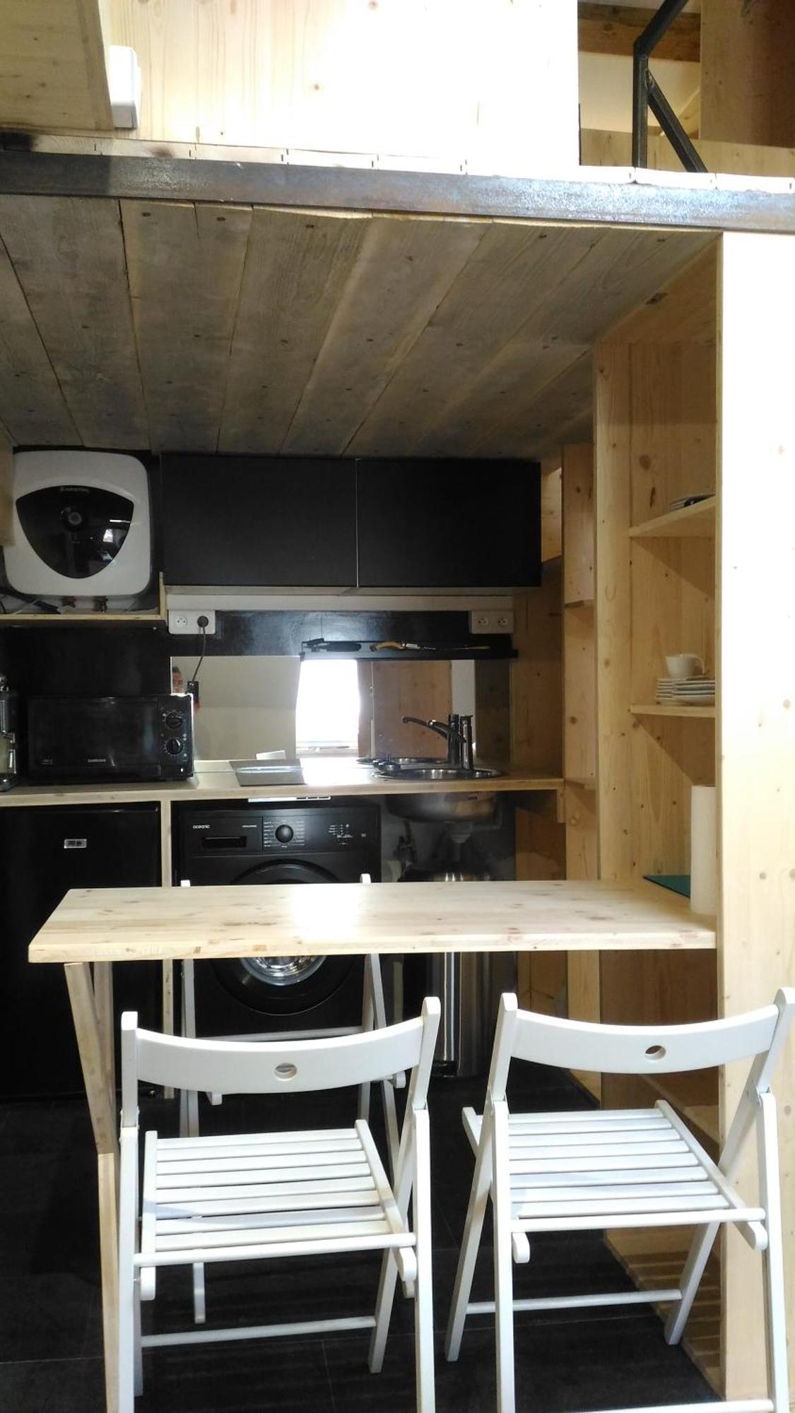 Studio Meuble Proche Conseil Departemental Du Jura Lons-le-Saunier Exterior photo